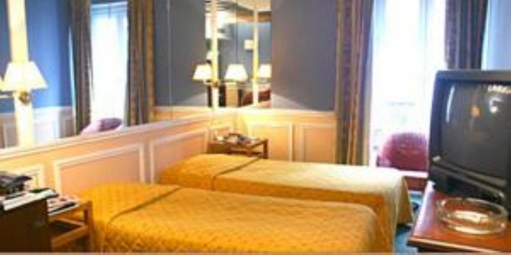 Perpetual Elysee Montaigne Paris Bilik gambar